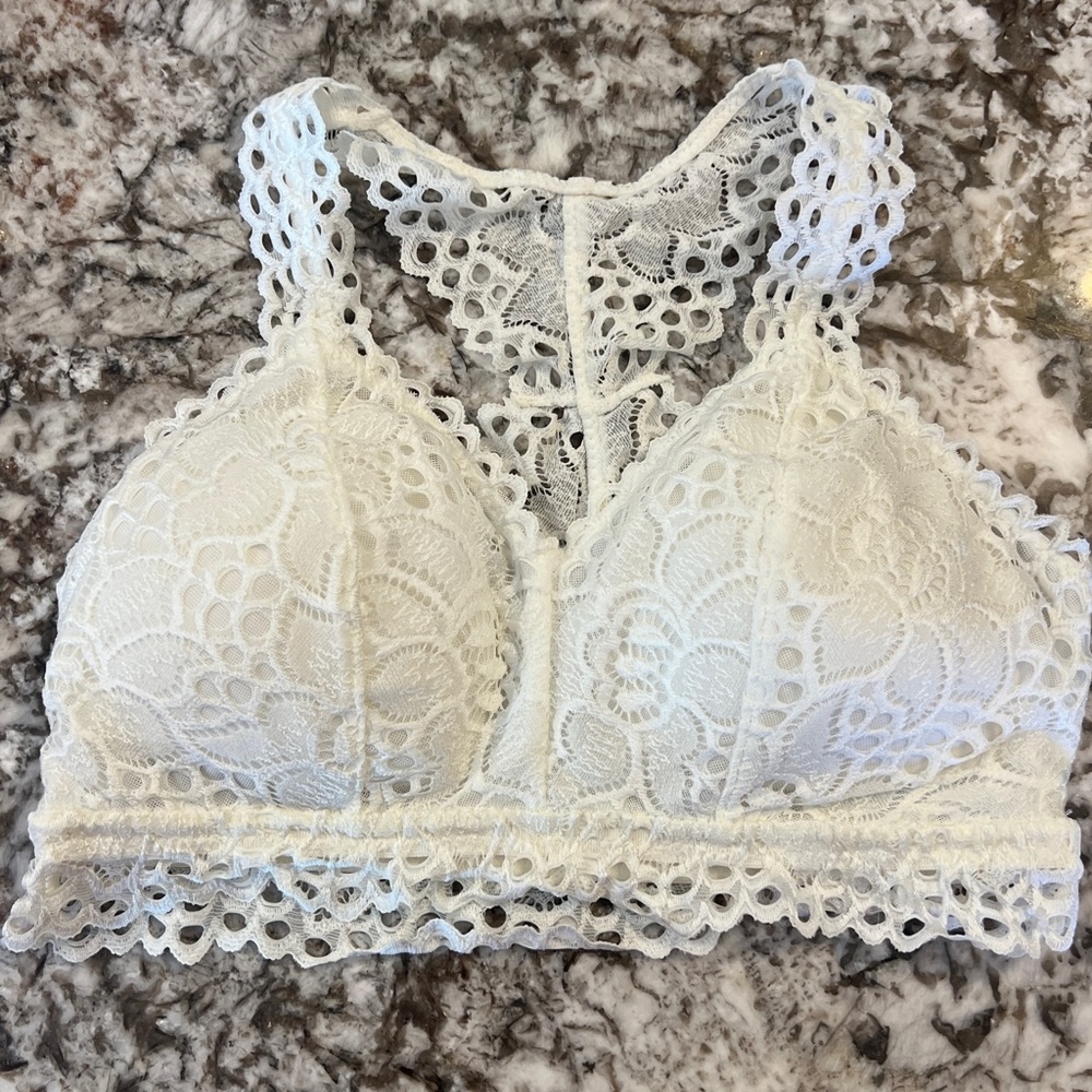 S L NEW Maurices Womens Vintage Lace Racerback Bralette Bra Padded White Ivory